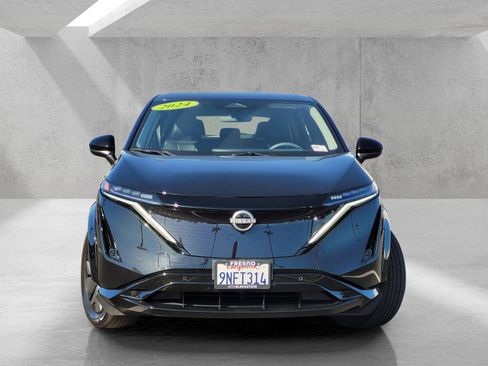 Used 2024 Nissan Ariya AWD image 2