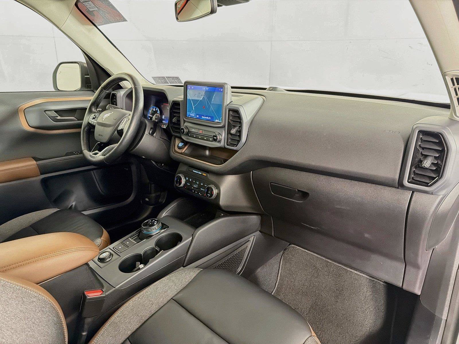 Used 2023 Ford Bronco Sport Outer Banks w/ Tech Package AWD/4WD image 32