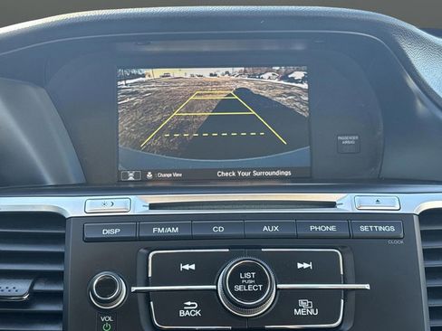 Used 2017 Honda Accord LX image 8