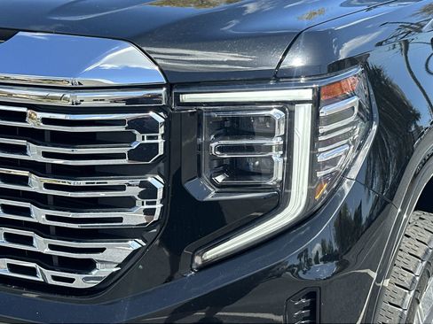 Used 2024 GMC Sierra 1500 Denali w/ Denali Reserve Package image 11