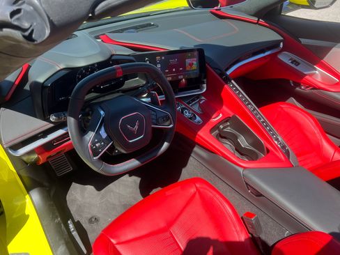 Used 2023 Chevrolet Corvette Stingray Premium Conv w/ Z51 Performance Package image 29