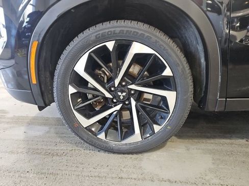 Used 2022 Mitsubishi Outlander SE image 26