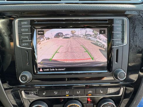 Used 2017 Volkswagen Jetta SEL image 26