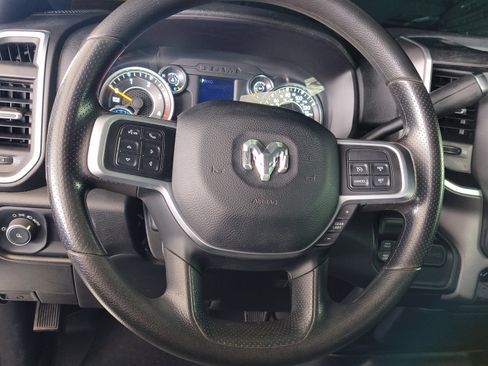 Used 2021 RAM 2500 Big Horn image 12