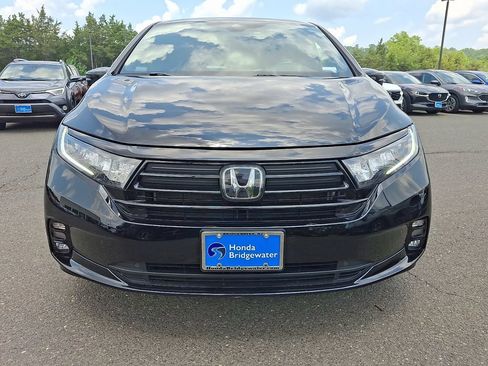 Used 2024 Honda Odyssey Sport image 2