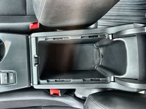 Certified 2025 Honda Civic Sport image 26
