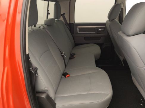 Used 2019 RAM 1500 Classic SLT RWD image 19