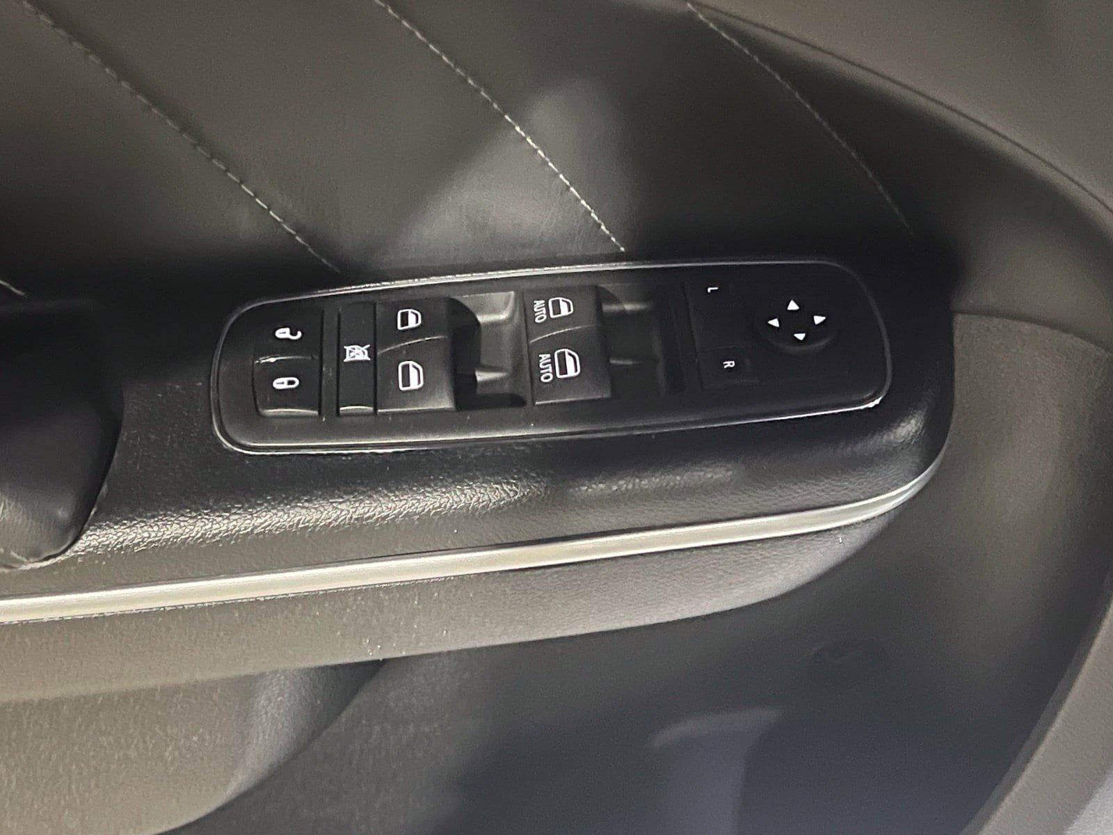 Used 2020 Dodge Charger Scat Pack w/ Plus Group RWD image 25