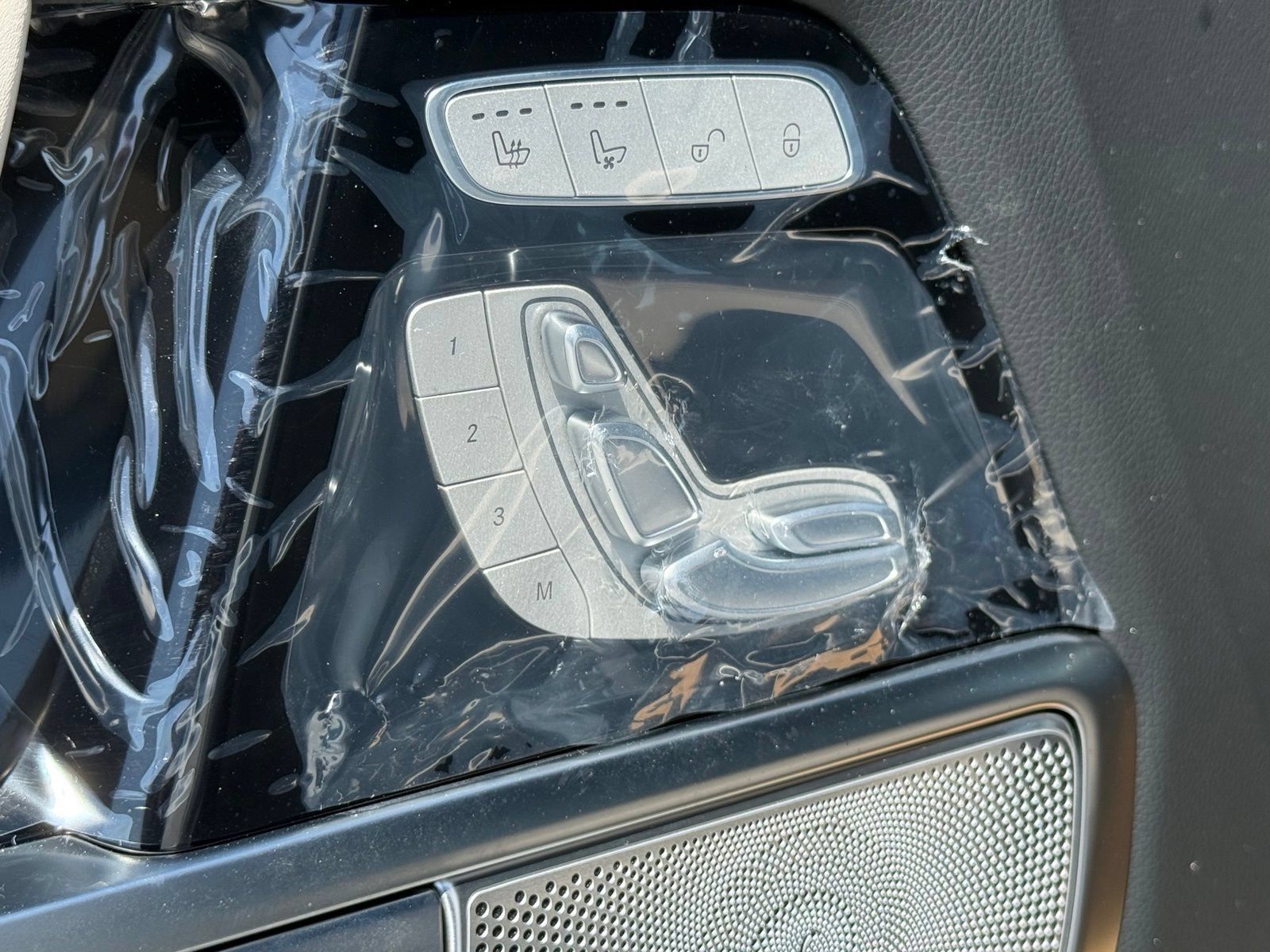 New 2027 Mercedes-Benz G 580 e image 15