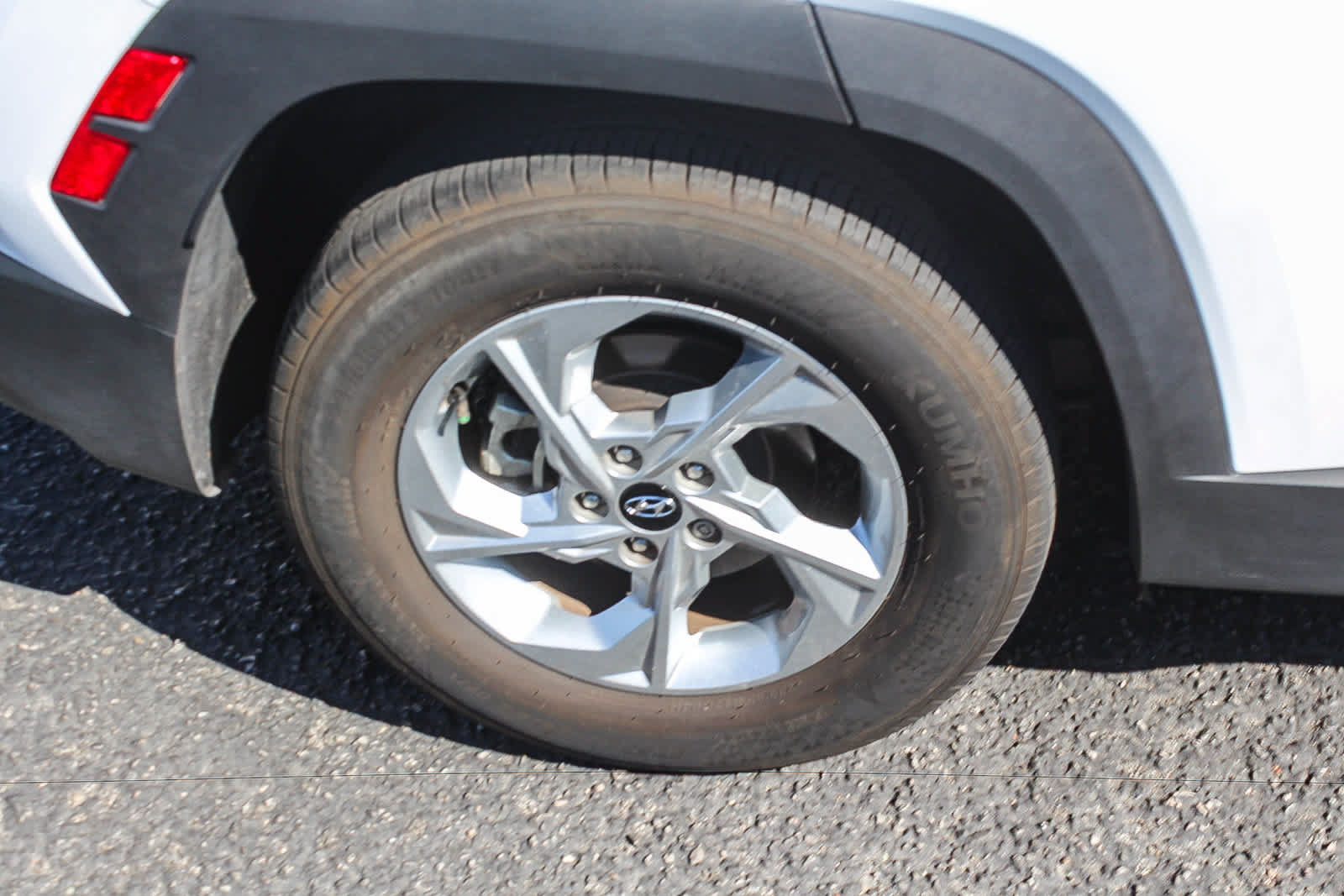 Used 2024 Hyundai Tucson SEL FWD image 11