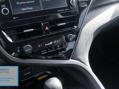 Used 2024 Toyota Camry XSE image 15