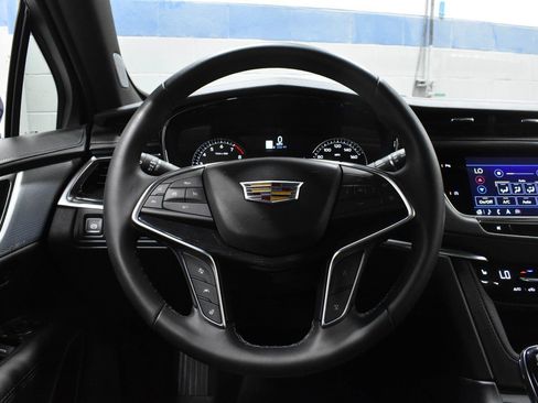 Certified 2025 Cadillac XT5 Premium Luxury w/ LPO, Floor Liner Package FWD image 6