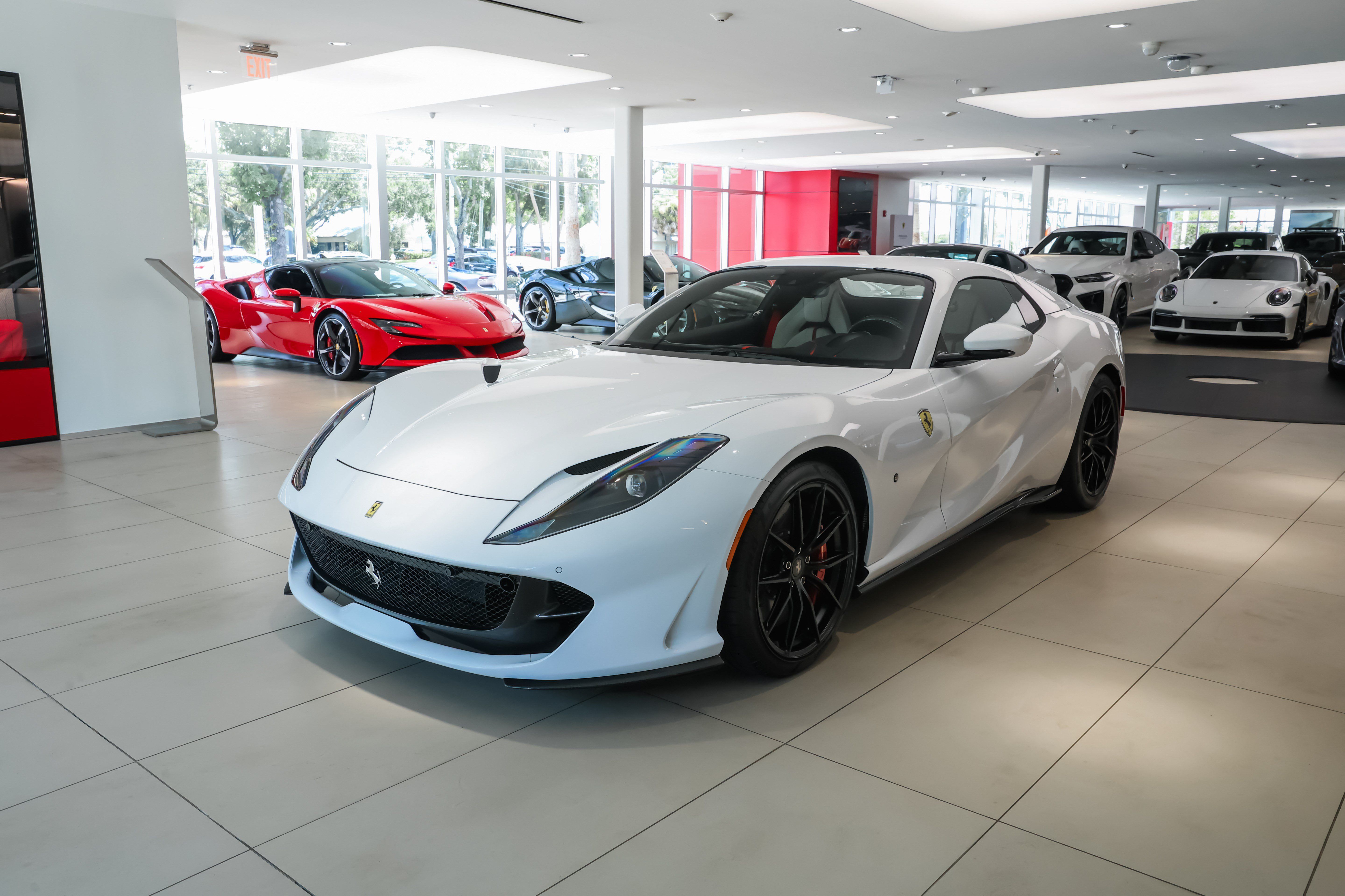 Used 2023 Ferrari 812 GTS RWD image 31