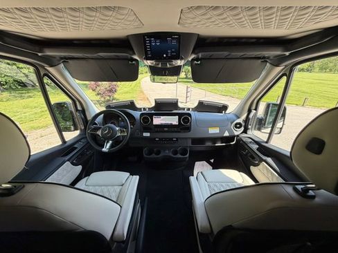 New 2025 Mercedes-Benz Sprinter 3500 image 54