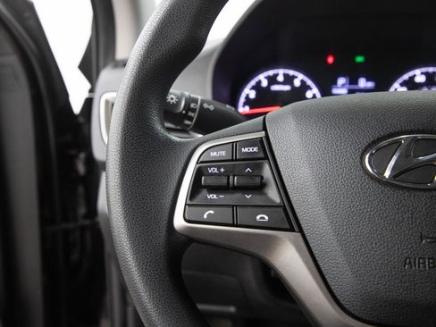 Used 2018 Hyundai Accent SE FWD image 22