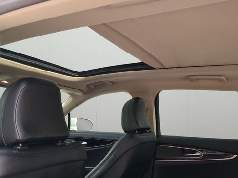 Used 2022 Lincoln Nautilus Reserve FWD image 21