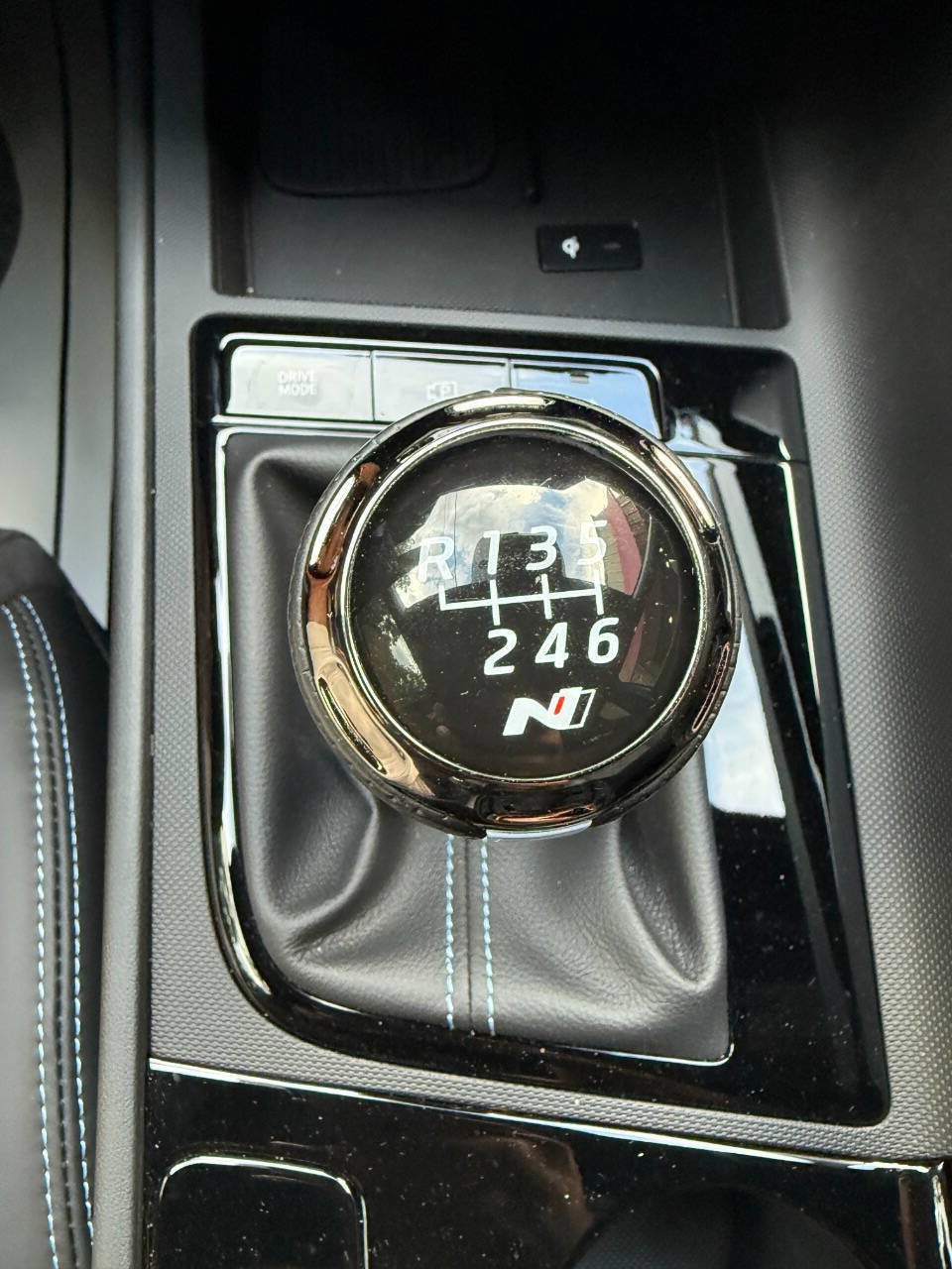 Used 2025 Hyundai Elantra N FWD image 27
