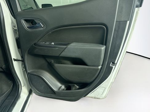 Used 2019 Chevrolet Colorado LT image 29