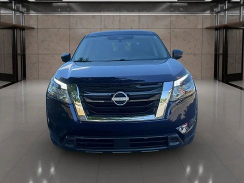 Used 2022 Nissan Pathfinder S FWD image 9