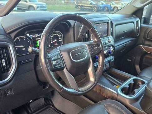 Used 2023 GMC Sierra 3500 Denali w/ Denali Black Diamond Edition image 23