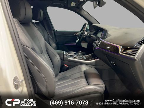 Used 2019 BMW X5 xDrive40i w/ Premium Package image 18