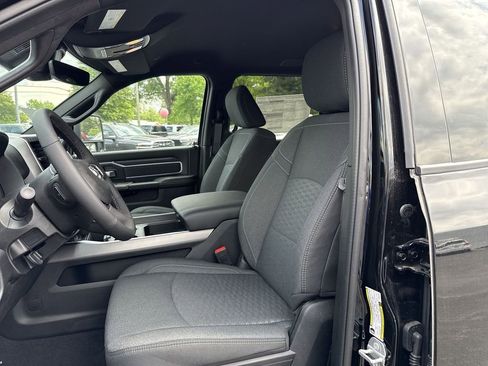 New 2026 RAM 2500 Big Horn AWD/4WD image 21