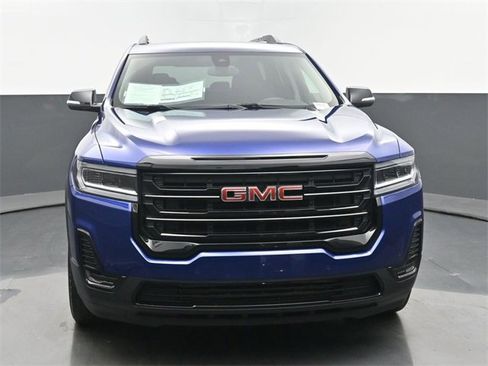 Used 2023 GMC Acadia SLE w/ Driver Convenience Package image 8