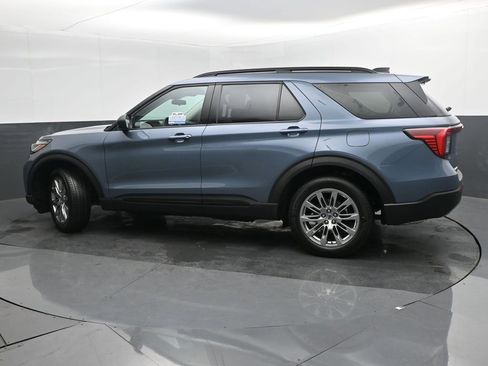 New 2026 Ford Explorer Active image 3