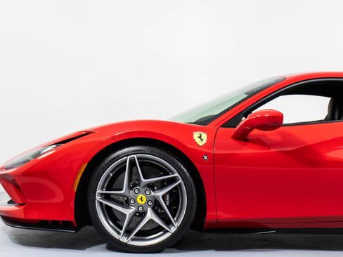 Certified 2020 Ferrari F8 Tributo image 27