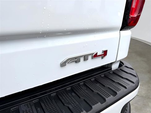 Used 2022 GMC Sierra 1500 AT4 w/ AT4 Preferred Package image 39