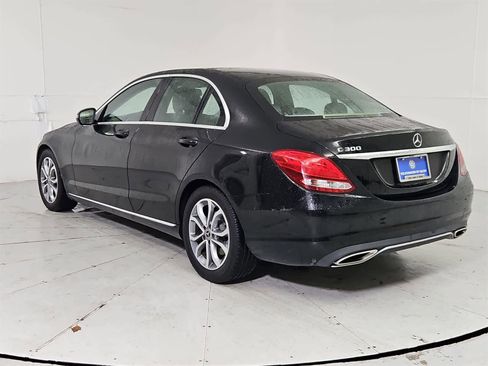 Used 2017 Mercedes-Benz C 300 Sedan image 4