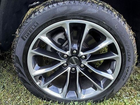 New 2023 Jeep Wagoneer Series III w/ Premium Group I image 42