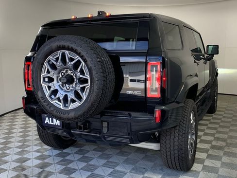 New 2026 GMC Hummer EV SUV image 8