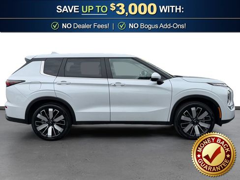 Used 2025 Mitsubishi Outlander SE AWD/4WD image 9