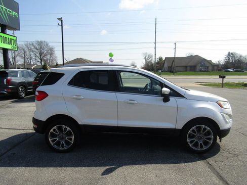 Used 2018 Ford EcoSport Titanium image 8
