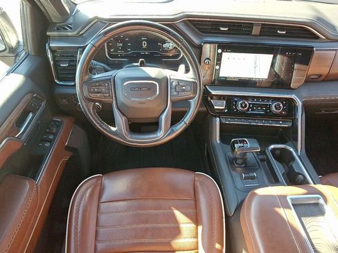 Used 2022 GMC Sierra 1500 Denali Ultimate image 11