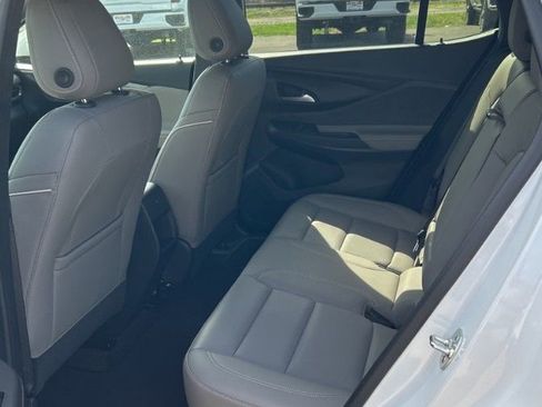 Used 2025 Buick Envista Avenir FWD image 12