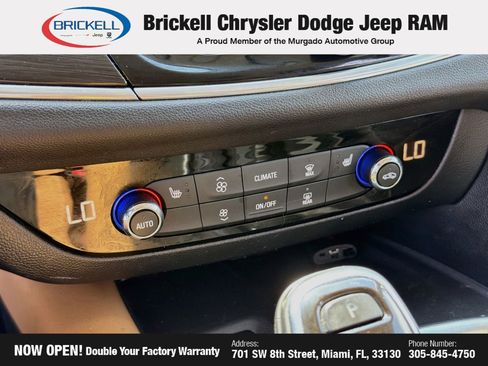 Used 2020 Buick Enclave Essence w/ LPO, Hit The Road Package FWD image 33
