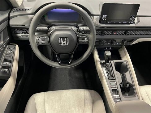 New 2025 Honda Accord LX image 17