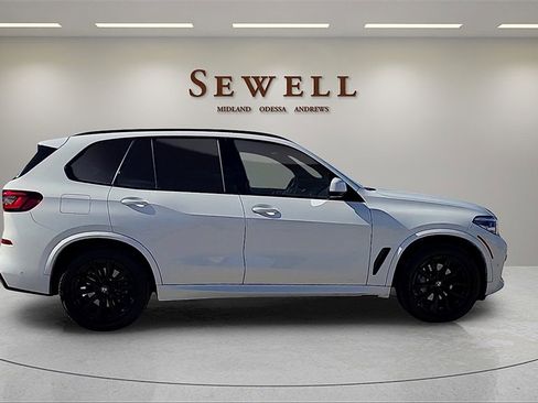 Used 2023 BMW X5 xDrive40i w/ M Sport Package image 6