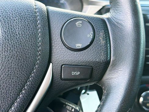 Used 2015 Toyota Corolla S image 31