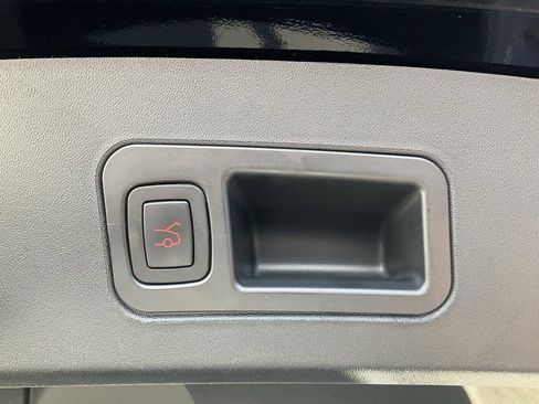 Used 2017 Tesla Model S 75 image 10