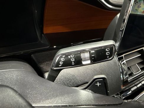 Used 2018 Lincoln Navigator Reserve w/ Technology Package image 84