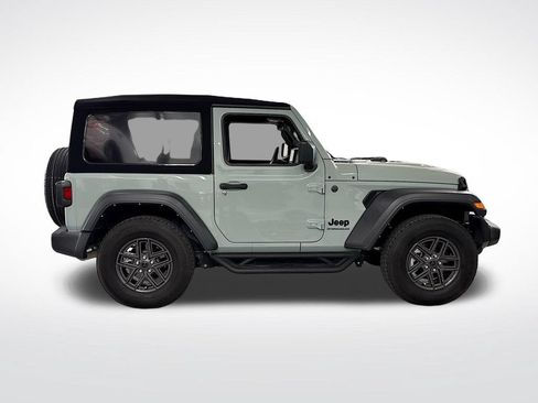 Used 2024 Jeep Wrangler Sport AWD/4WD image 6