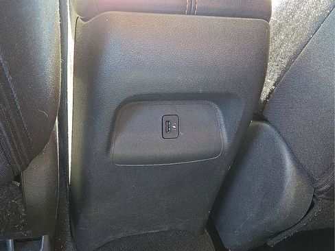 Used 2021 Nissan Sentra SR image 16