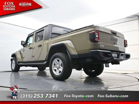 Used 2020 Jeep Gladiator Sport w/ Quick Order Package 24S AWD/4WD image 18