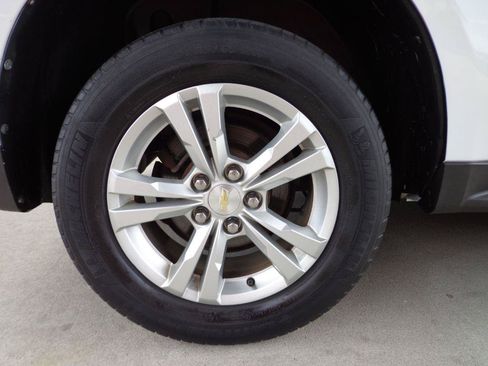 Used 2010 Chevrolet Equinox LT w/ Vehicle Interface Package FWD image 11