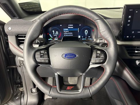 Certified 2025 Ford Explorer ST image 16