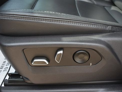 Used 2023 GMC Sierra 1500 Denali w/ Technology Package image 17