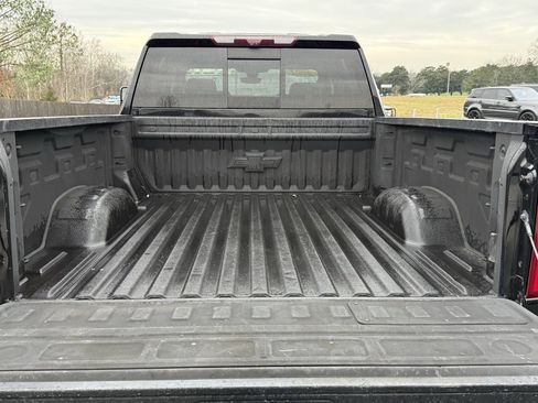 Used 2021 Chevrolet Silverado 2500 LTZ w/ LTZ Premium Package image 45